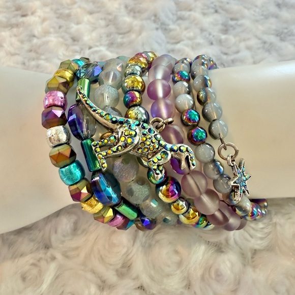 Colorful Dinosaur Charm Handmade Bracelet - Picture 2 of 6